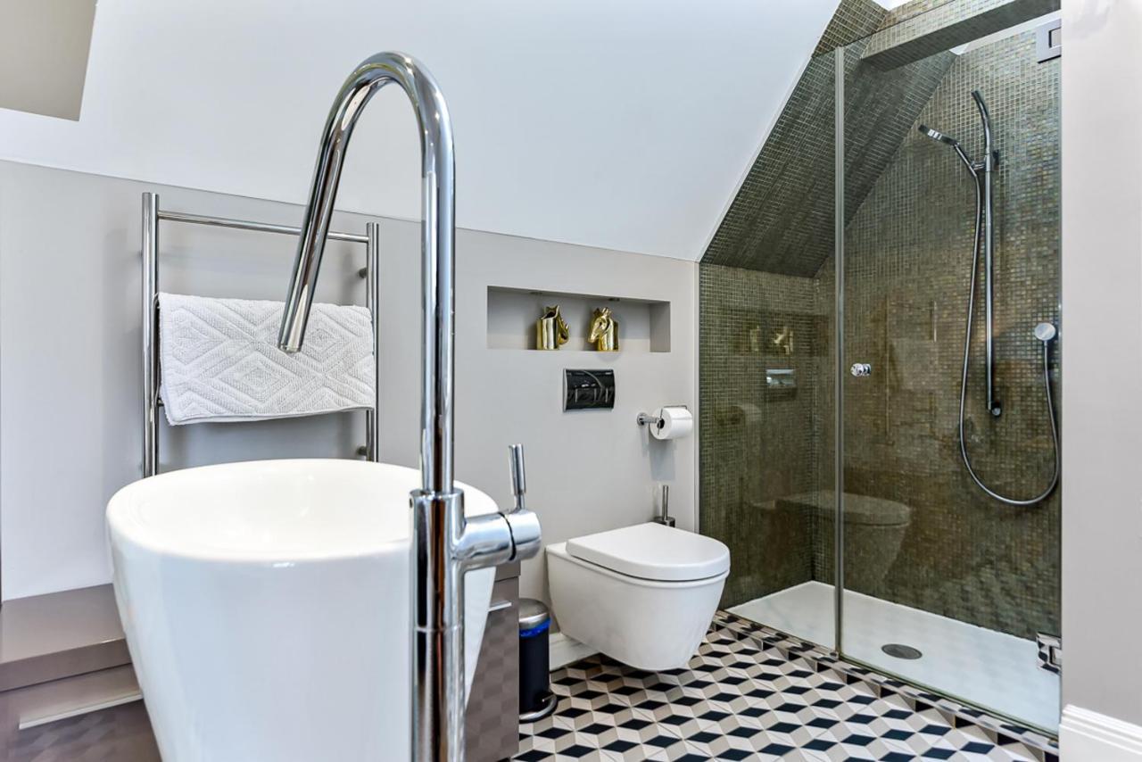 Woodbridge House Apartment Londra Esterno foto